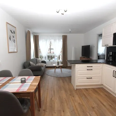 S2 In Bad Saarow, Seestr 2 באד סארואו