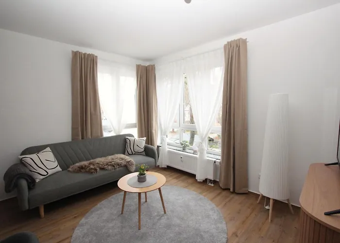 S2 In Bad Saarow, Seestr 2 アパート バート・ザーロー